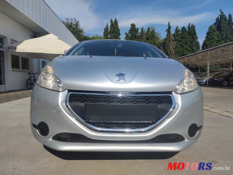 2012' Peugeot 208 1,4 Hdi photo #3