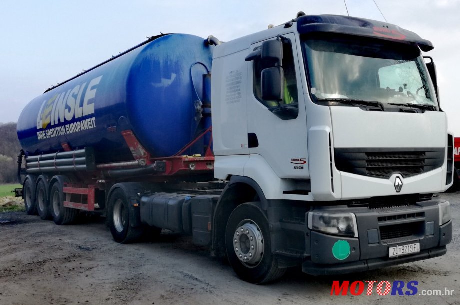 2006' Renault photo #1