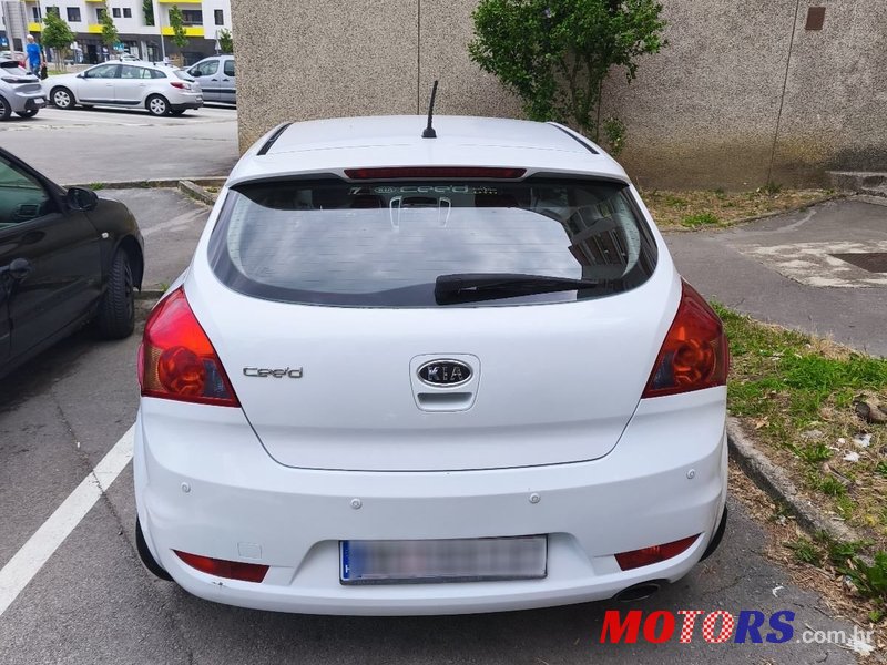 2010' Kia Ceed 1,4 photo #2