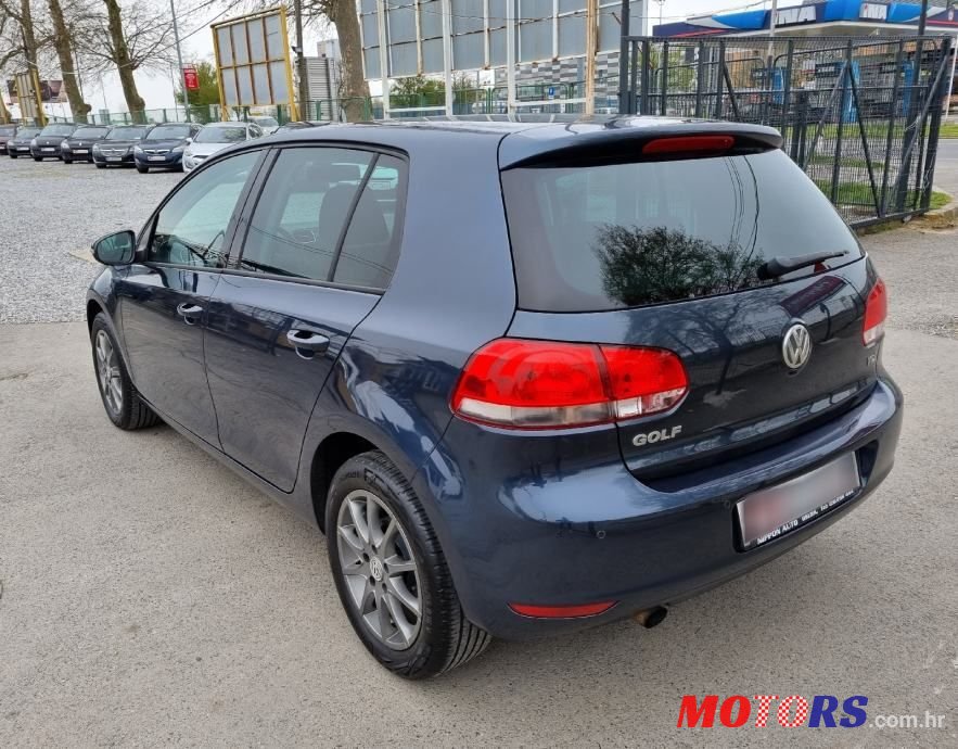 2010' Volkswagen Golf 6 1,6 Tdi photo #4