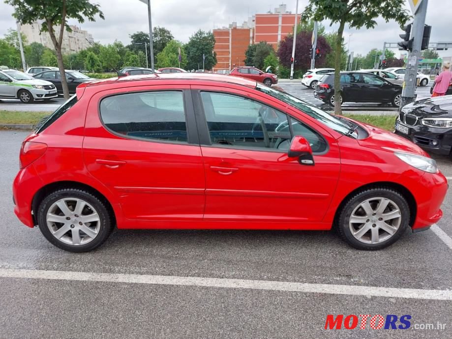 2008' Peugeot 207 Sport photo #1