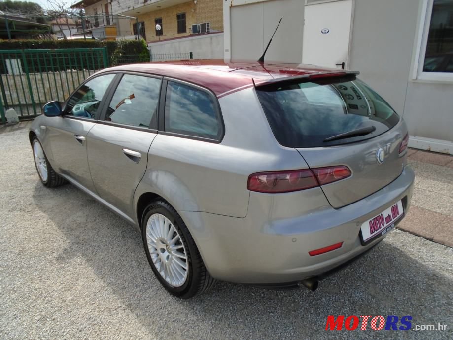 2007' Alfa Romeo 159 Sw photo #3
