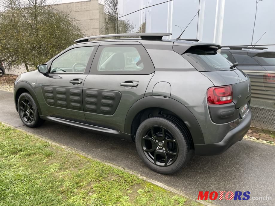 2015' Citroen C4 Cactus photo #3
