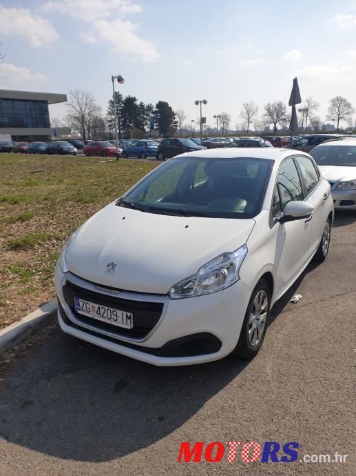 2018' Peugeot 208 1,6 Bluehdi photo #1