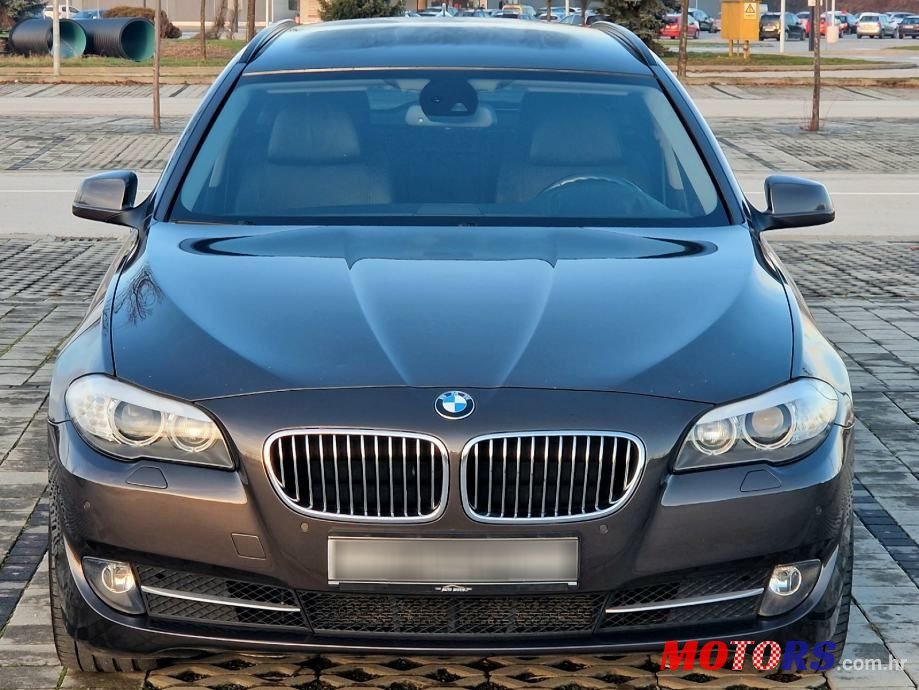 2011' BMW Serija 5 530D photo #2
