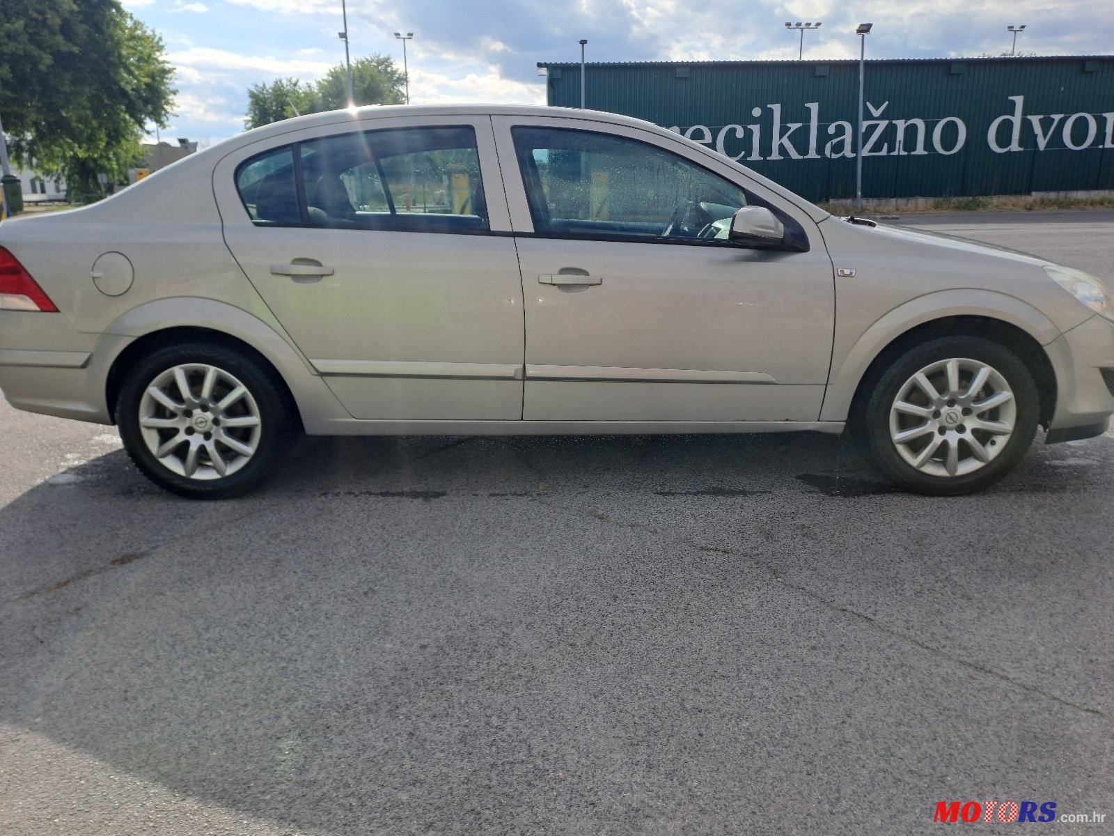 2009' Opel Astra 1,4 16V photo #4