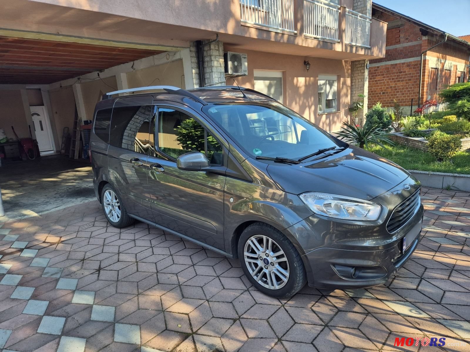2018' Ford Tourneo Courier photo #2