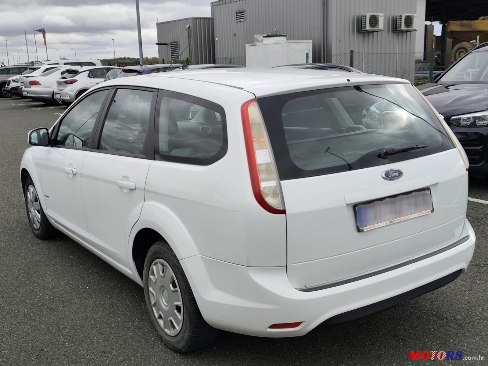 2008' Ford Focus Karavan photo #5