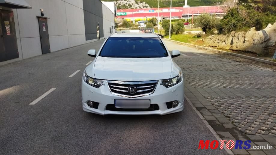 2012' Honda Accord photo #2