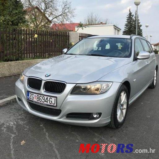 2012' BMW Serija 3 Touring 318D photo #2