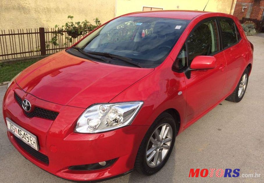 2009' Toyota Auris 1,4 D4-D photo #1