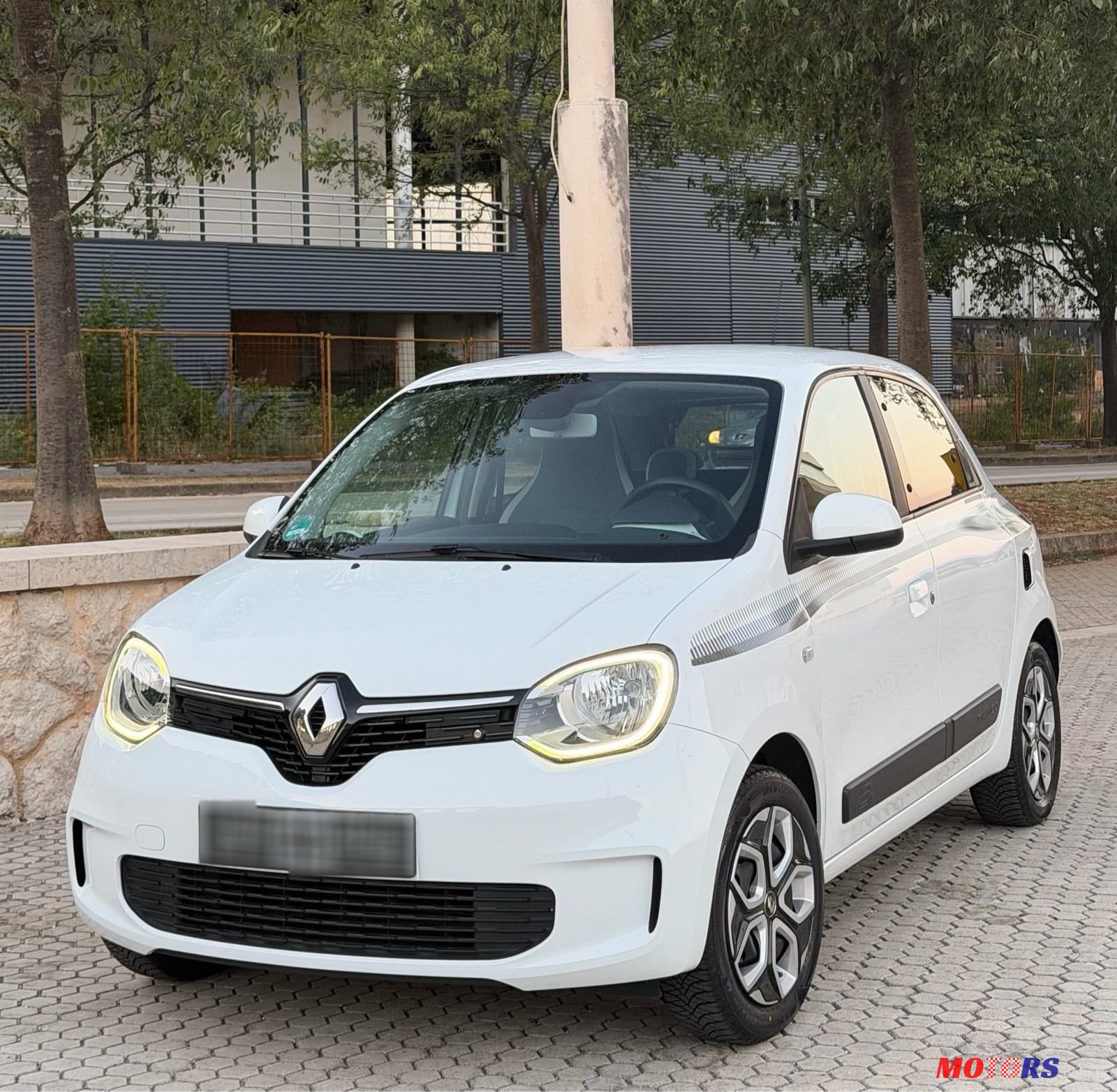 2019' Renault Twingo Sce photo #2