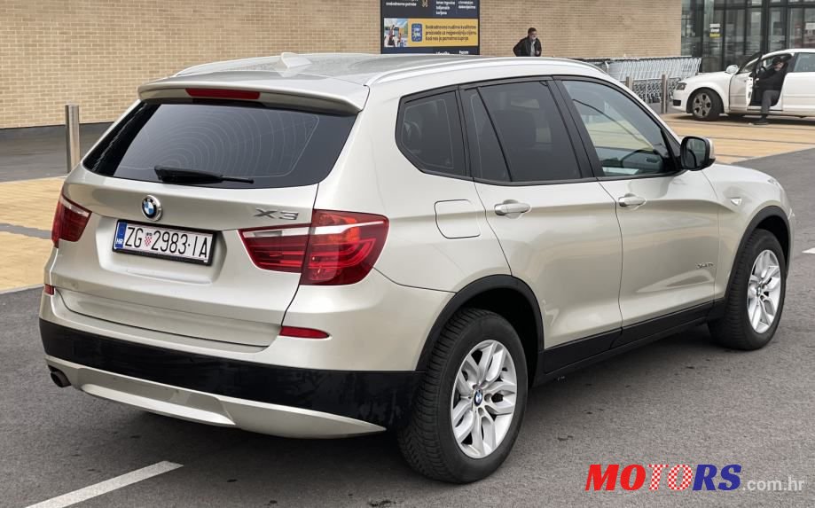 2011' BMW X3 Xdrive20D photo #5