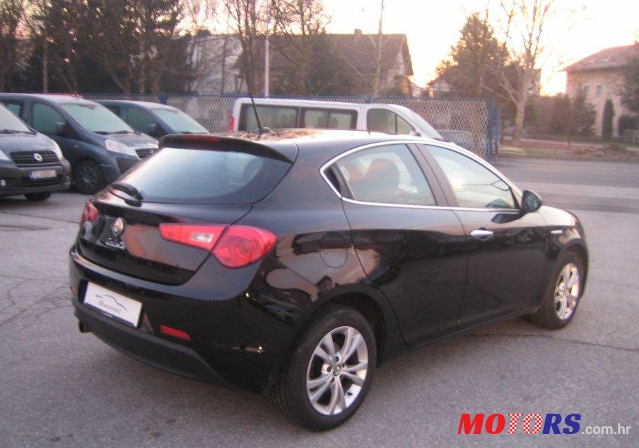 2015' Alfa Romeo Giulietta 1,6 photo #2