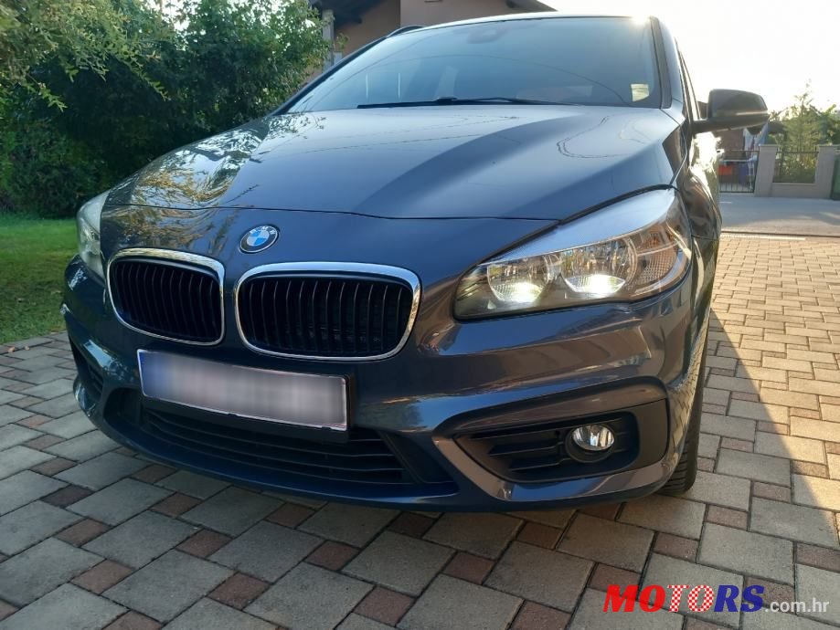 2016' BMW Serija 2 216D photo #2