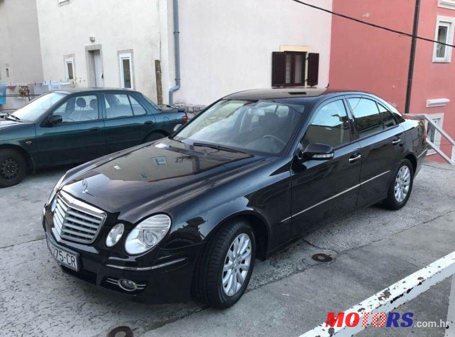 2008' Mercedes-Benz E-Klasa 220 Cdi photo #2
