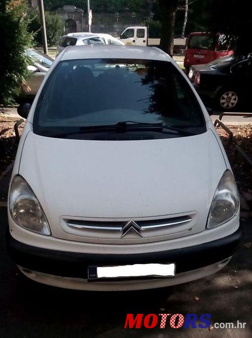 2000' Citroen Xsara Picasso 2,0 HDi photo #3