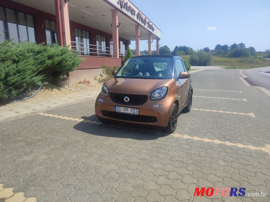 2017' Smart Fortwo photo #2
