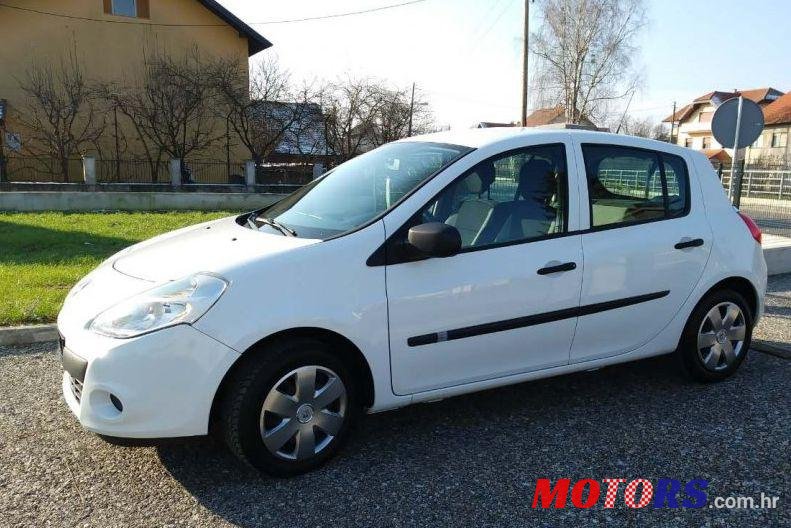 2012' Renault Clio 1,5  Dci photo #1