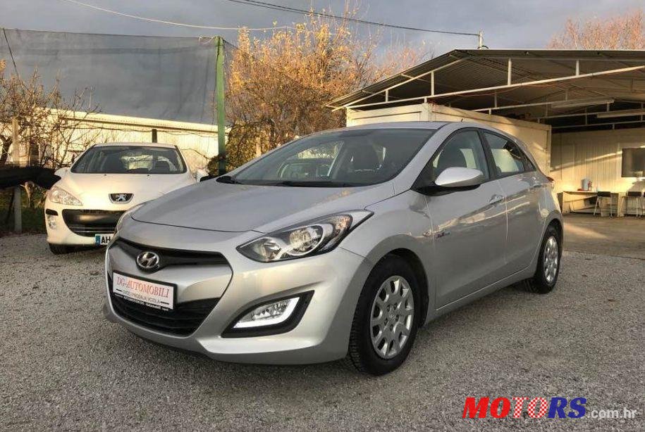 2013' Hyundai I30 1,6 Crdi photo #2