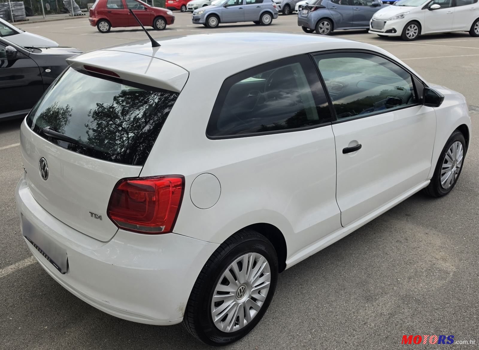 2015' Volkswagen Polo 1.2 Tdi photo #5