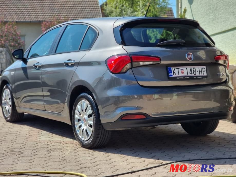 2017' Fiat Tipo photo #3