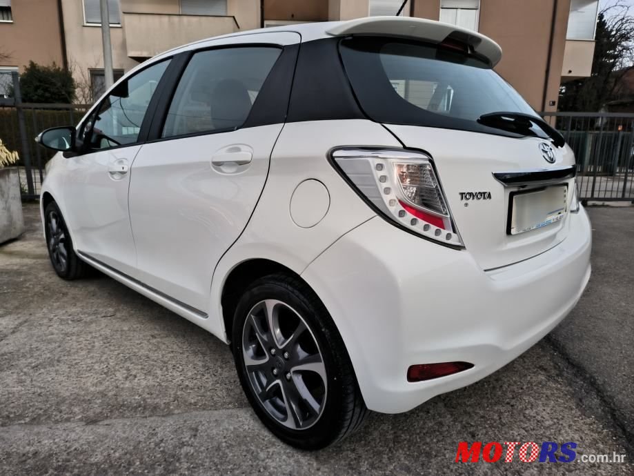 2014' Toyota Yaris 1,3 3 Vvt-I photo #6