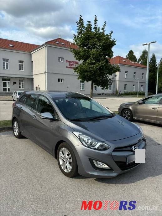 2013' Hyundai i30 Cw 1,6 Crdi photo #1