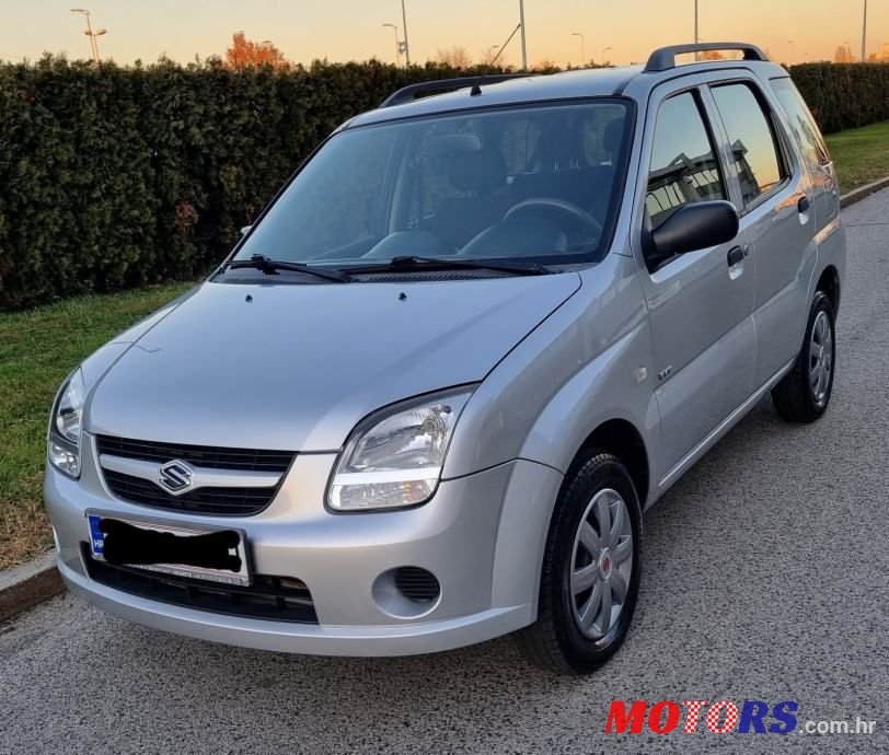 2006' Suzuki Ignis 1,3 16V Vvt photo #2
