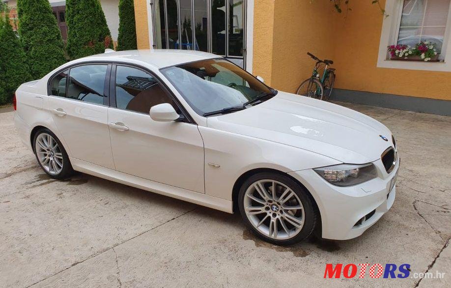 2010' BMW Serija 3 318D photo #1