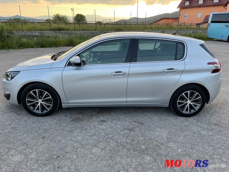 2014' Peugeot 308 2,0 photo #5