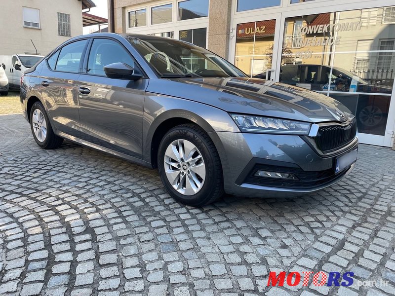 2023' Skoda Octavia 2,0 Tdi photo #5