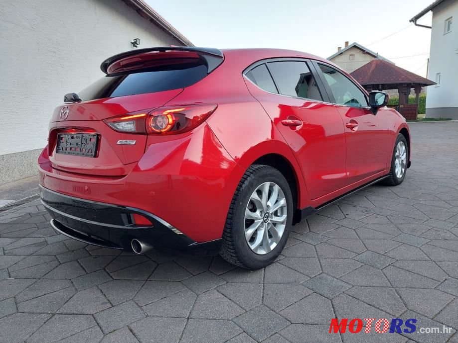 2015' Mazda 3 photo #2