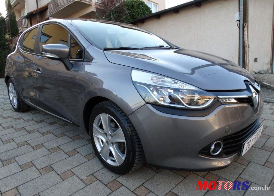 2015' Renault Clio Dci 90 photo #1