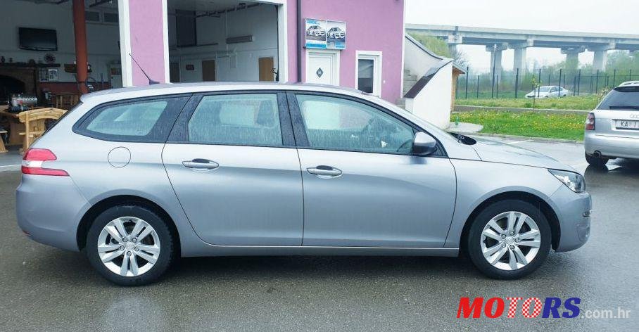 2015' Peugeot 308 Sw 1,6 Bluehdi photo #1