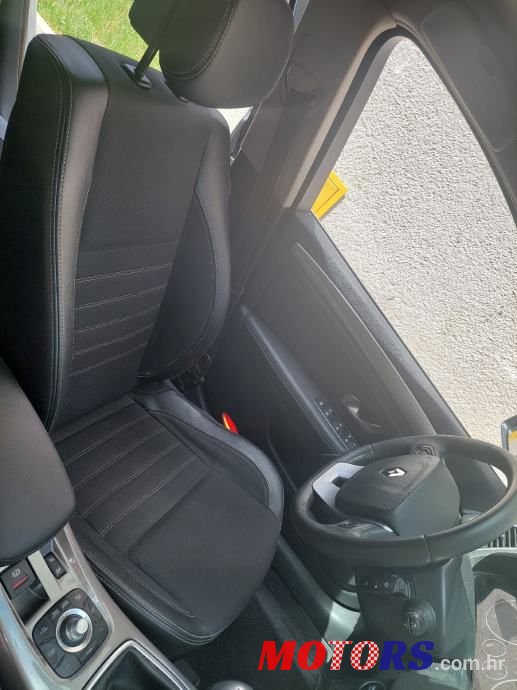 2011' Renault Laguna 1,5 Dci photo #6