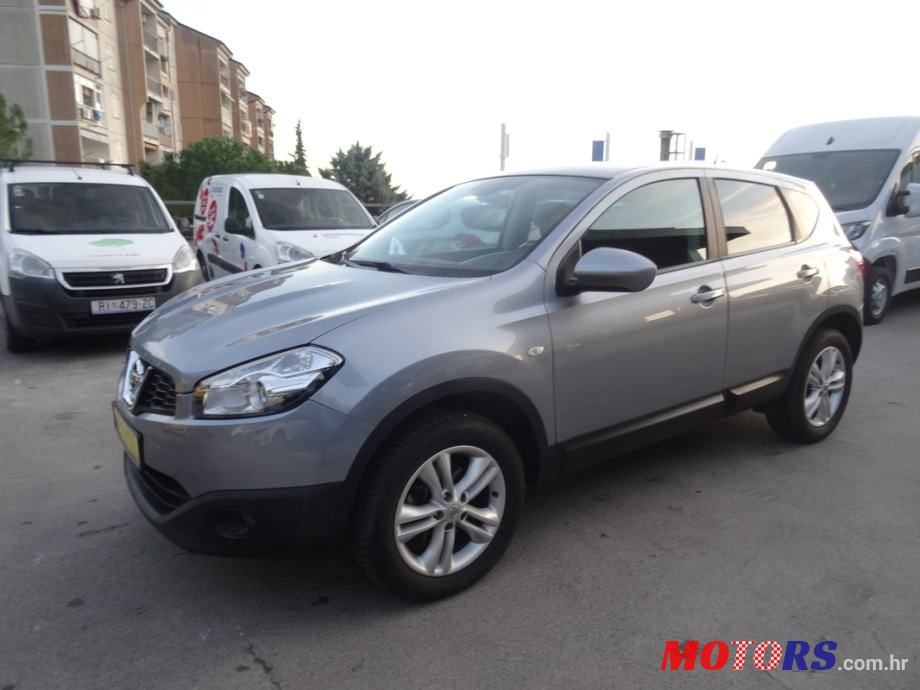 2010' Nissan Qashqai 1,5 Dci photo #5