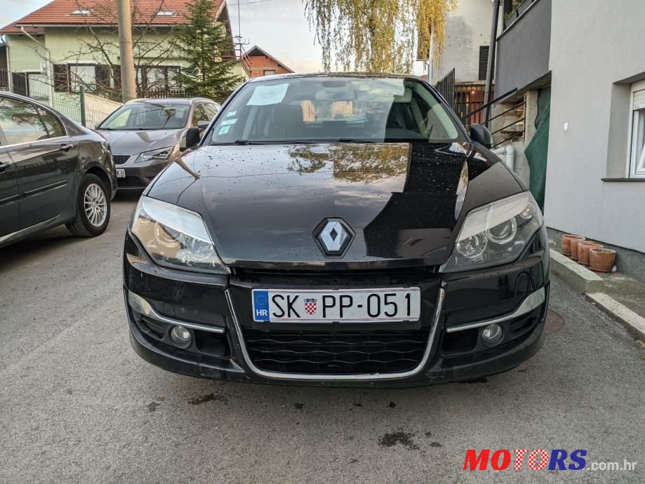 2011' Renault Laguna 1,5 Dci photo #2