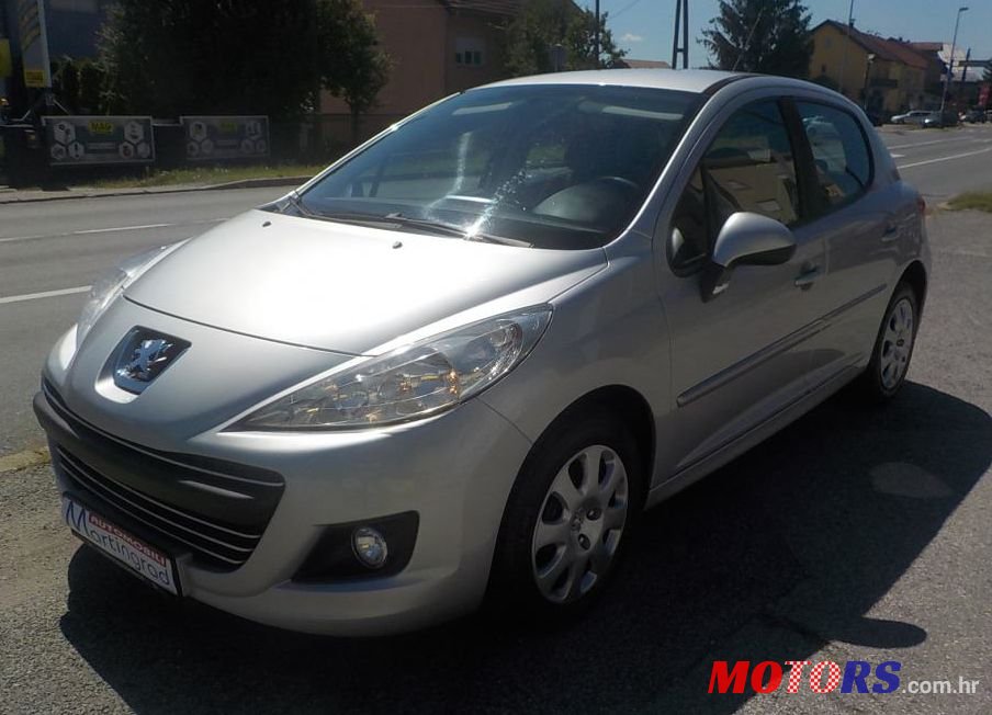 2010' Peugeot 207 photo #1