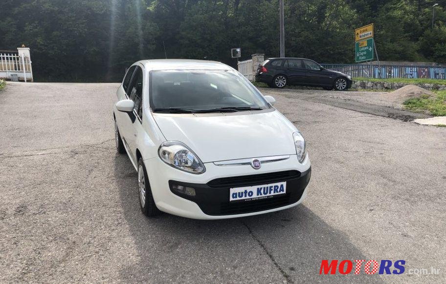 2011' Fiat Punto Evo 1,2 8V photo #1
