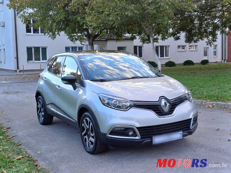 2016' Renault Captur Tce 90 photo #2