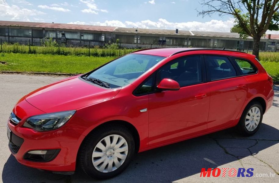 2015' Opel Astra Karavan 1.6 Cdti photo #1