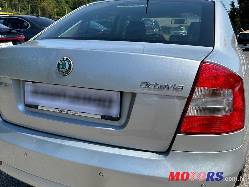2011' Skoda Octavia 1,6 Tdi photo #5