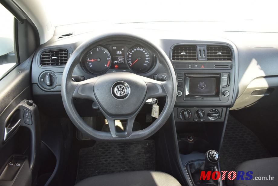 2015' Volkswagen Polo 1,4 Tdi photo #3