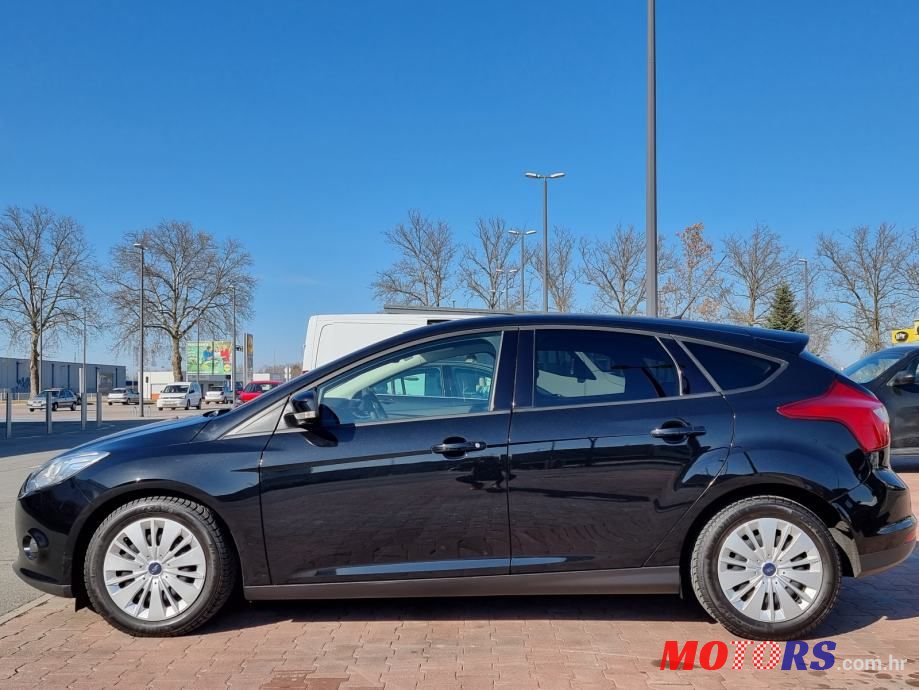 2012' Ford Focus 1,6 photo #2