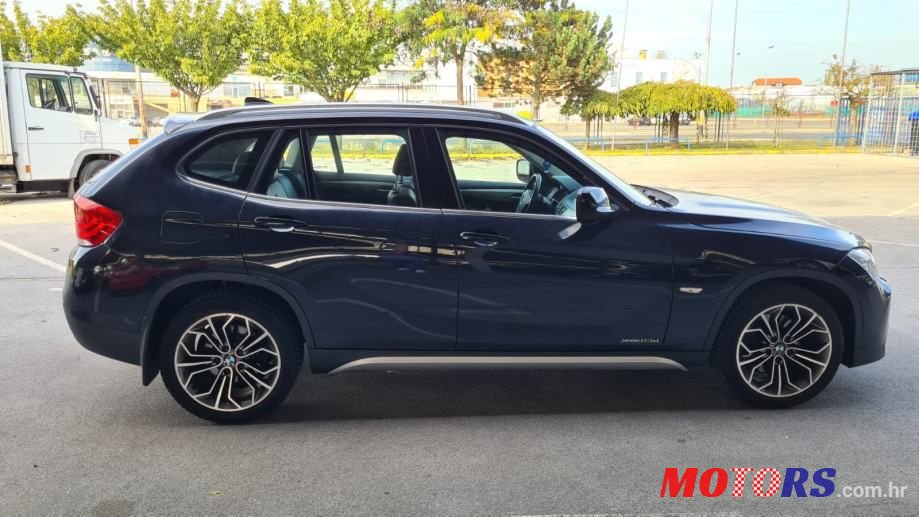 2011' BMW X1 Xdrive23D photo #4
