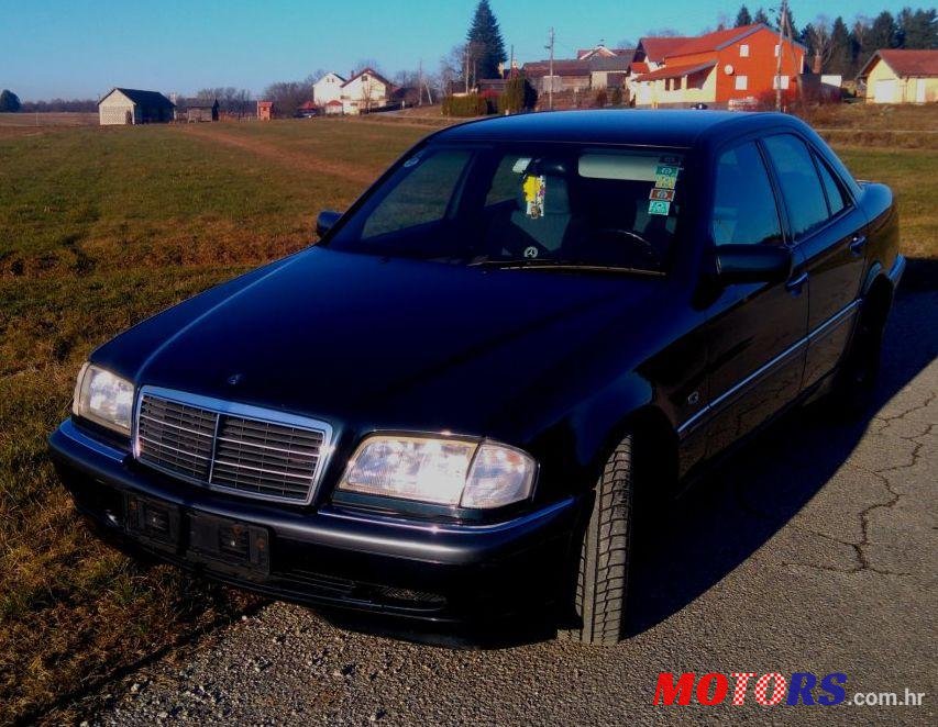 1998' Mercedes-Benz C-Klasa 220 Cdi Elegance photo #2