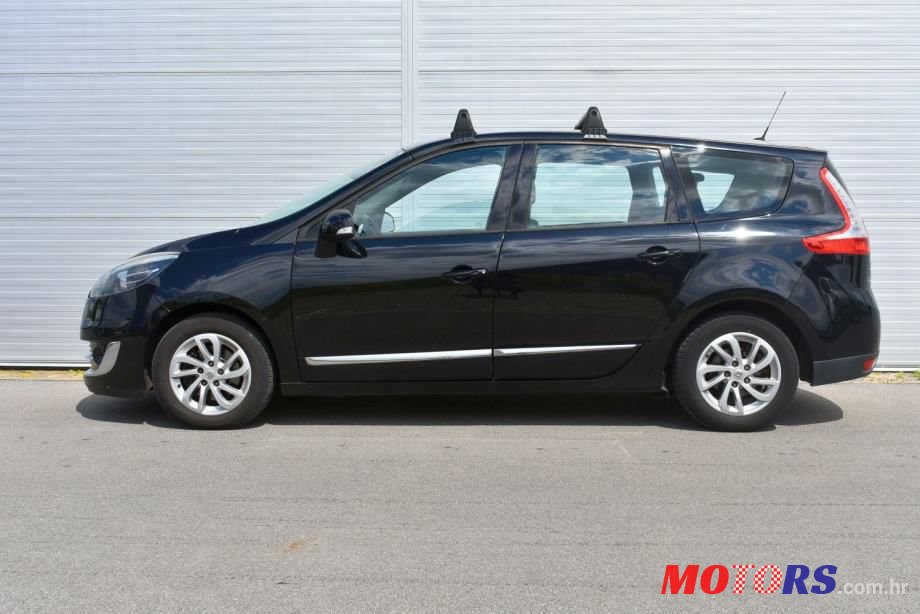 2012' Renault Scenic 1,5 Dci photo #1