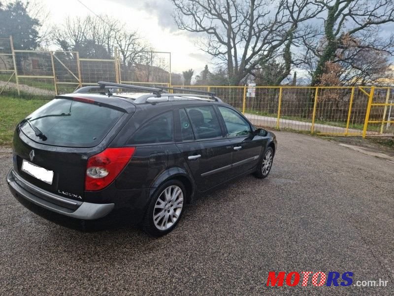 2005' Renault Laguna Grandtour 2,2 Dci photo #6