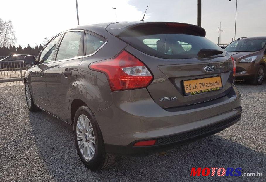 2011' Ford Focus 1,6 photo #2